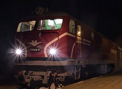 Зловещ инцидент: Влак помете човек край Айтос