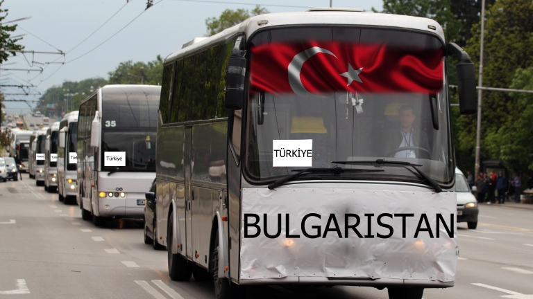Повече от 20 автобуса с изселници избиратели пристигнаха само за ден в Кърджали