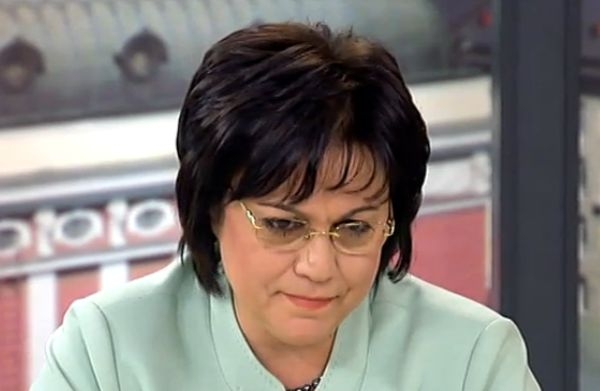 Нинова изригна: Борисов дърпаше ушите на Плевнелиев, вярвам на Гарелов за СМС-а!