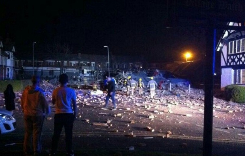 Експлозия в Ливърпул, десетки са ранени (СНИМКИ)