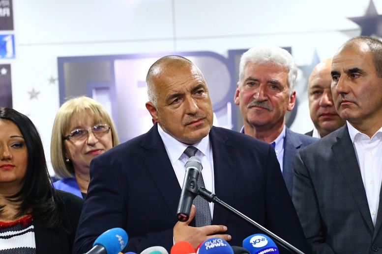 Важни сметки: Ще постави ли нов политически рекорд Борисов като състави кабинет по един от тези 4 варианта