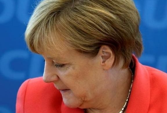 Меркел разкри условията, при които би подала оставка