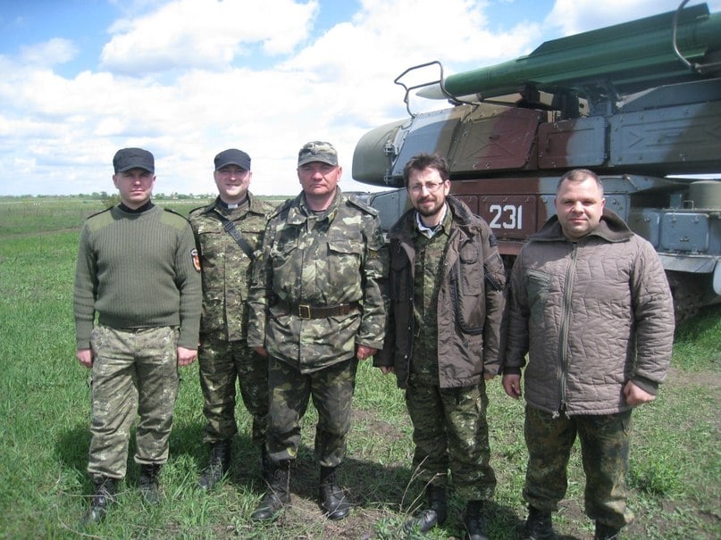 Падна една голяма тайна! Свещеник "разкрил" украинския „Бук” в Донбас по време на катастрофата на МН17 (СНИМКИ/ВИДЕО)