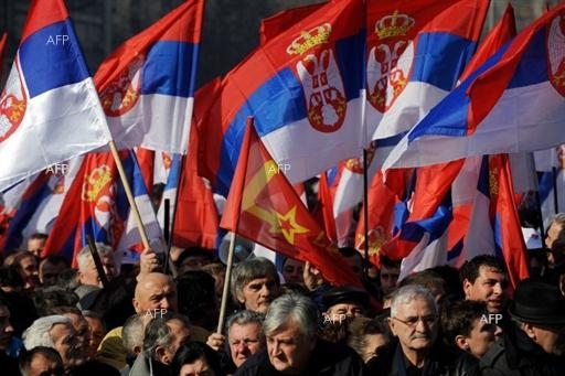 Вече трети ден в Сърбия е страшно!
