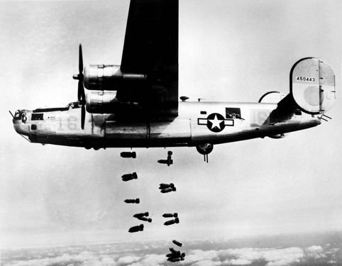 Преди 76 години: Югославски самолети удрят Кюстендил заради Хитлер!