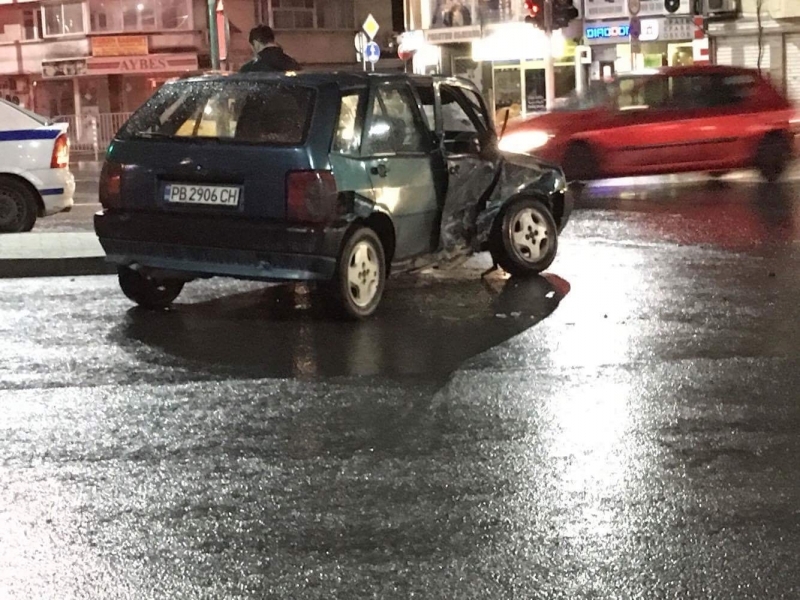Две мелета в Пловдив за 30 минути, линейки хвърчат в различни посоки (СНИМКИ)