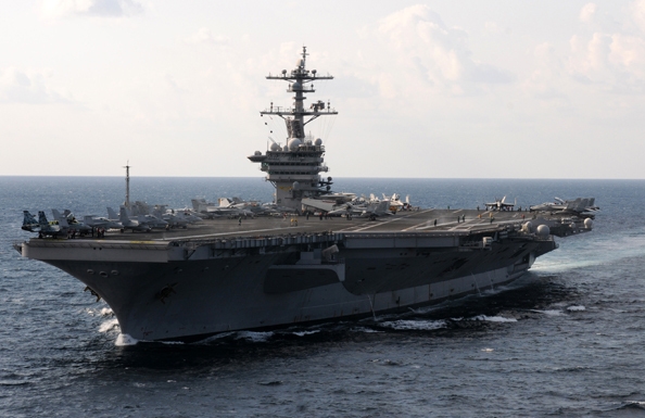 САЩ пращат военен флот към Северна Корея