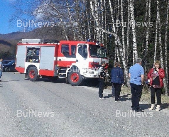 Тежка катастрофа затвори пътя през Петрохан, мъж и жена берат душа (СНИМКИ)