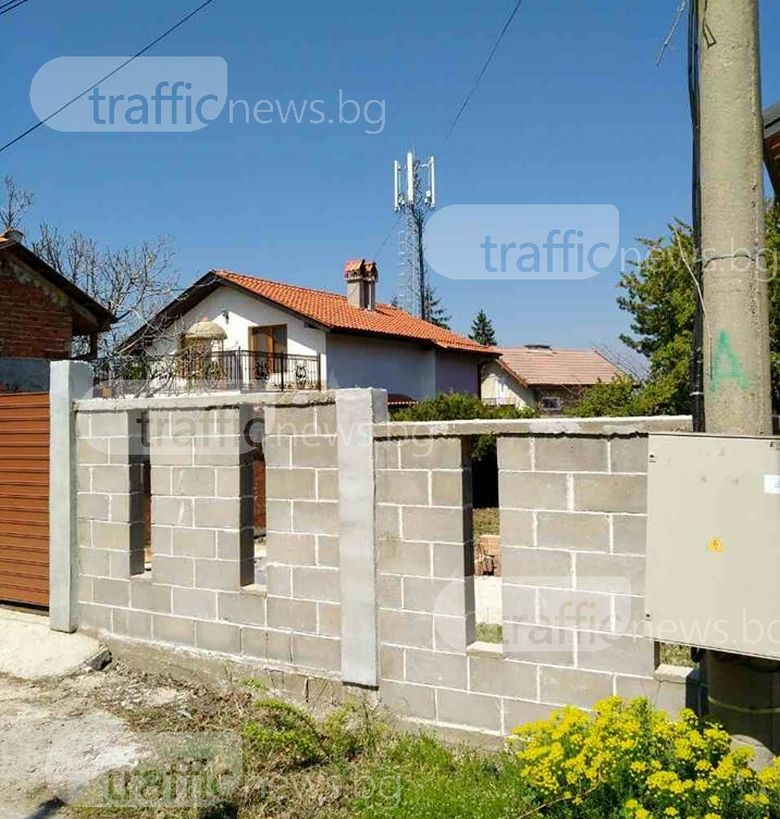 Пловдивско село скочи срещу мобилен оператор, вдигнал антена в двор на един от жителите (СНИМКИ)