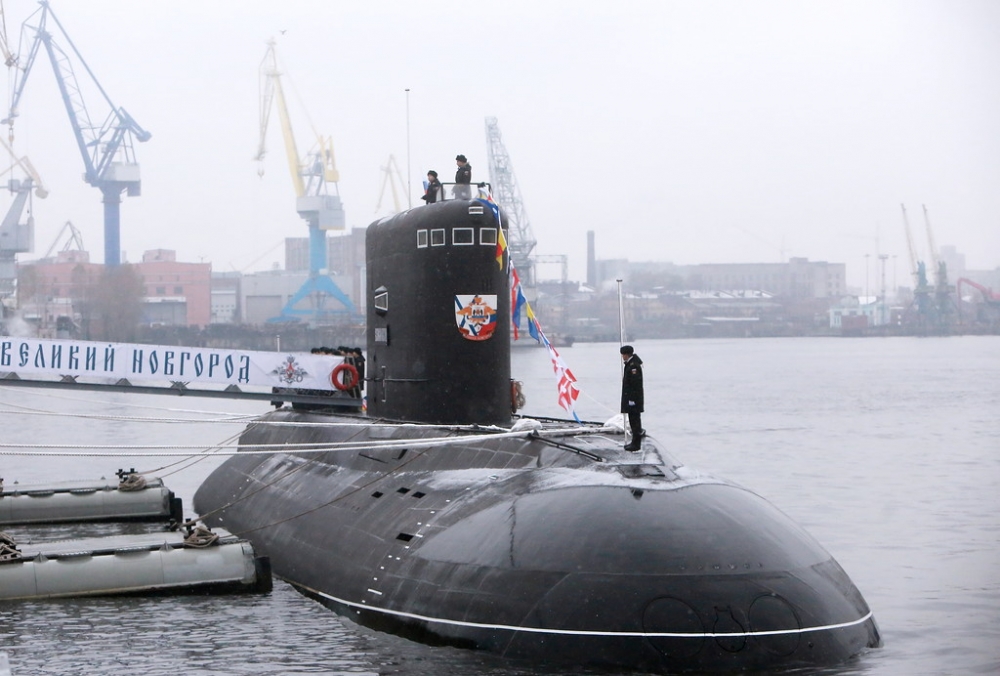 Русия покрива подводниците си с гумена шумопоглъщаща изолация