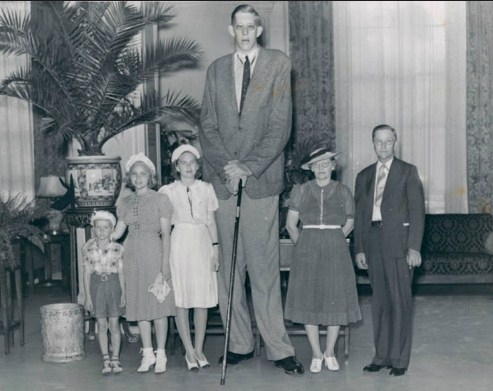 Вижте най-високите хора на света (СНИМКИ)