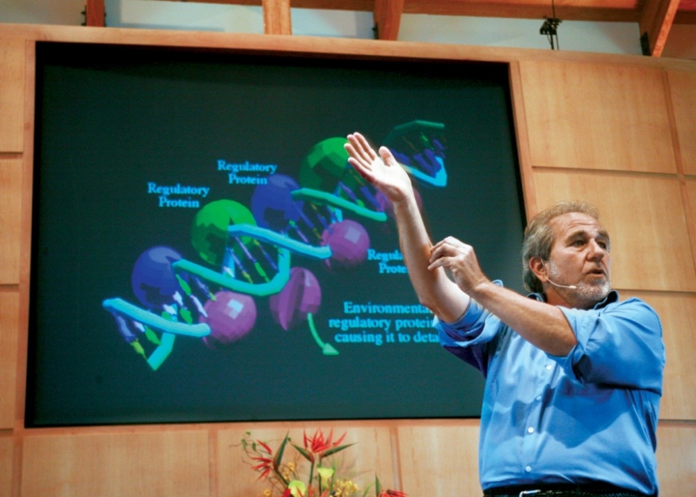 Д-р Брус Липтън : Вярата променя генетичният код, и може да ни излекува от много болести
