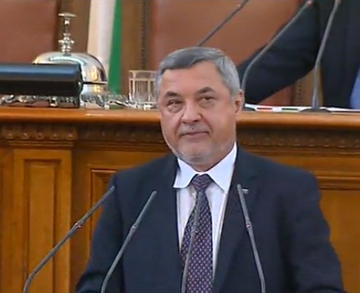 Първа свада в парламента! Валери Симеонов се скара на депутатите, те му се присмяха!