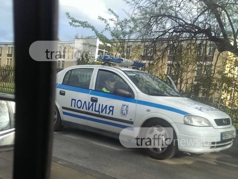 Така се прави: Патрулка в Пловдив дебне за нарушители… на пешеходна пътека (СНИМКА)