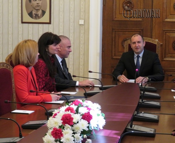 Шефката на парламентарната група на „Воля” Гергана Стефанова не отиде на срещата при президента 