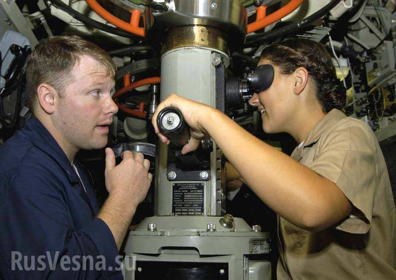 В САЩ адаптират атомните подводници за жените в екипажа