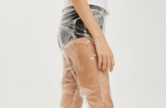Нова мода: "Голите дънки" са шик, но не са за дами без бельо (СНИМКИ)