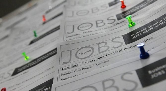 1066 безработни ще бъдат наети по новата национална програма "Работа"