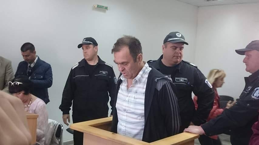 Иван Евстатиев тихо полудява в затвора, онемял е от деня, в който чул присъдата си!