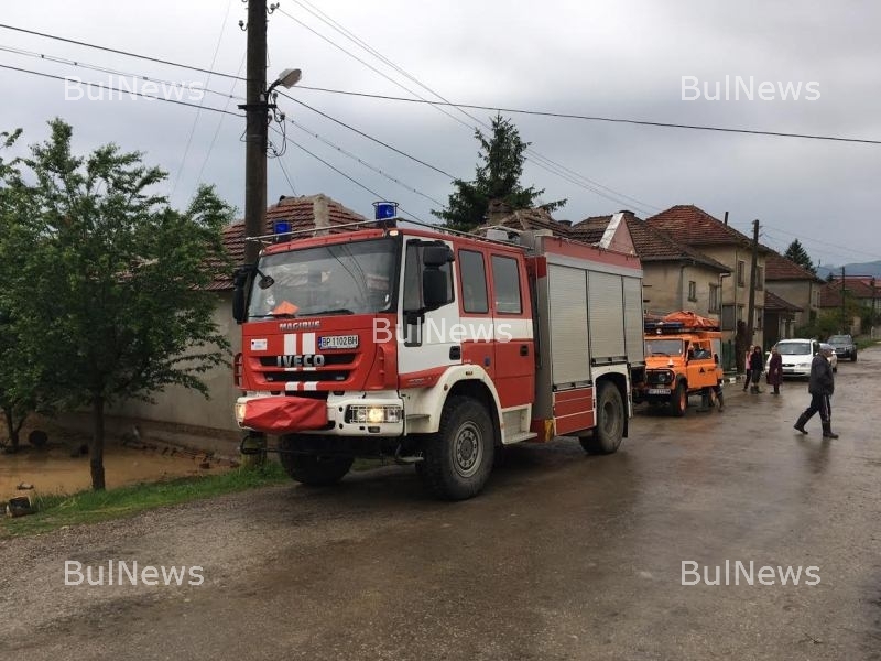 Апокалипсис във Врачанско! Десетки къщи са под вода (СНИМКИ)