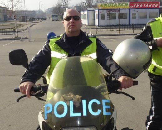 Делян Палазов е полицаят, който загина при изпълнение на служебните си задължения  (СНИМКИ)