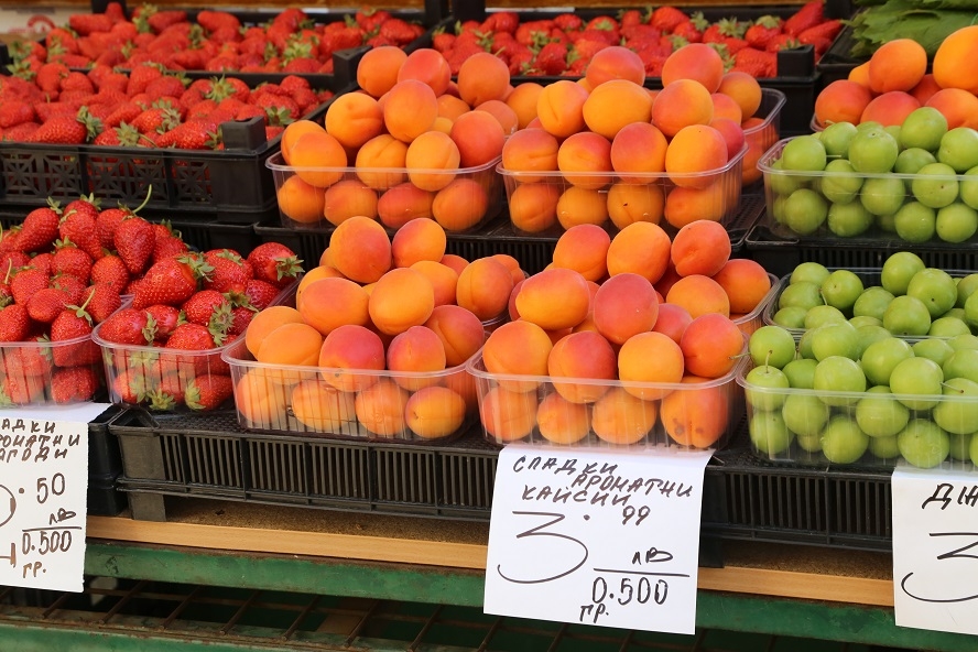 Експерт обясни за какъв белег да следим, за да различим истинските от оцветените мандарини и портокали!