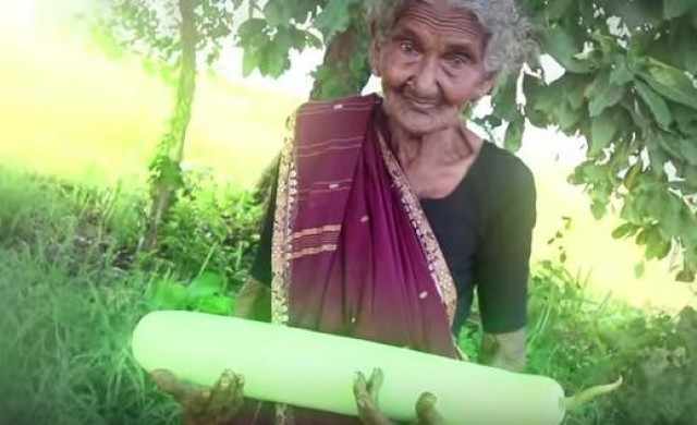 106-годишна индийка е звезда в YouTube с кулинарните си умения (ВИДЕО)