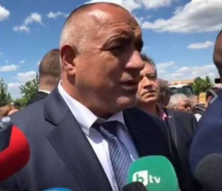 Борисов съсипа Лозан Панов в Хитрино: Маломерни политически партии се прилепят като кърлежи към висши представители на съдебната власт