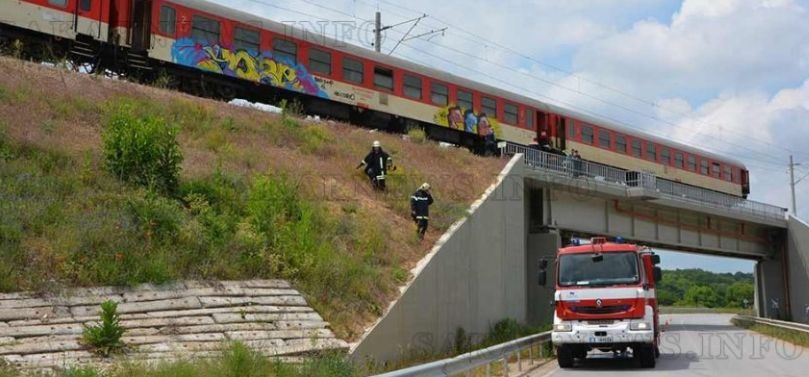 Инцидент спря пътнически влак край Харманли