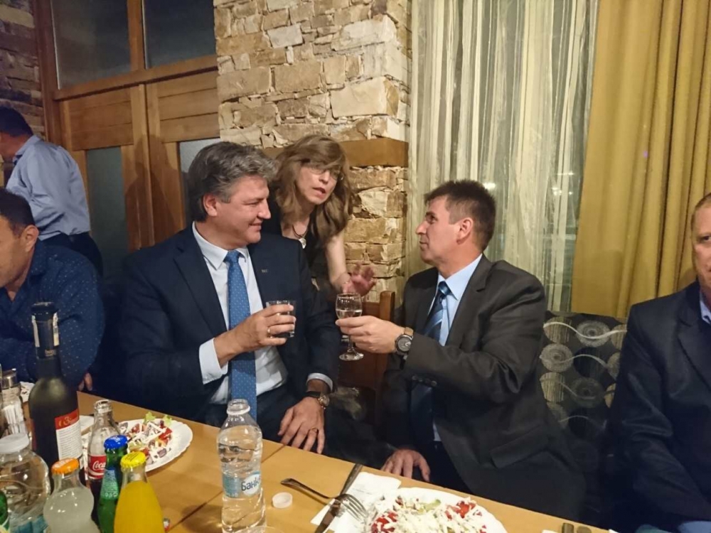 Представляващият ВСС Димитър Узунов на мило тържество в Сатовча (СНИМКИ)