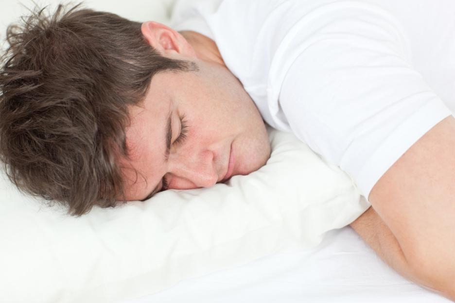 Ето какво прави тялото ни, докато спим (ИНФОГРАФИКА)
