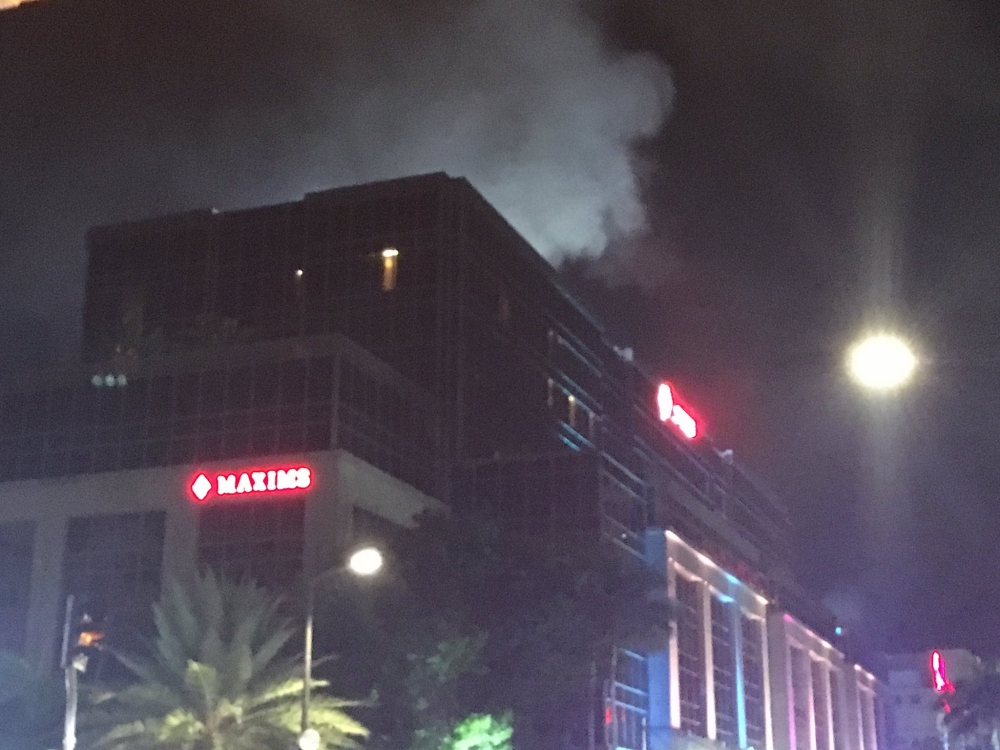 Мощен взрив и стрелба в хотел до международното летище в Манила (СНИМКИ)