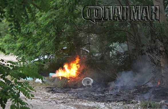 Извънредно! Огнен ужас край автогарата в Слънчев бряг, туристите в паника (СНИМКИ/ВИДЕО)