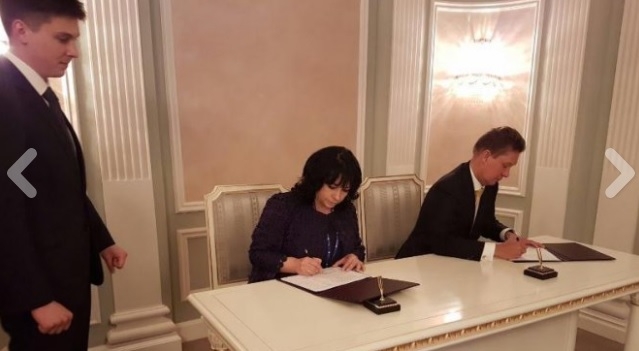 Петкова отиде в Санкт Петербург и подписа изключително важен документ, свързан с „Газпром“, „Турски поток“ и газа, който тече към България (СНИМКИ)