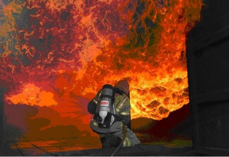 Сигнал до БЛИЦ: Пожар в стопанство в Челопечене