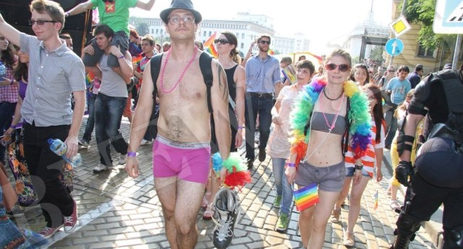 "Национална Съпротива" разпространи страшна закана срещу участниците в гей парада в София!