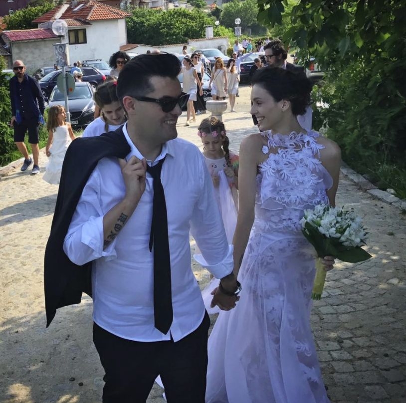 Луиза Григорова вдигна морска сватба, но втрещи всички с визията си (СНИМКИ)