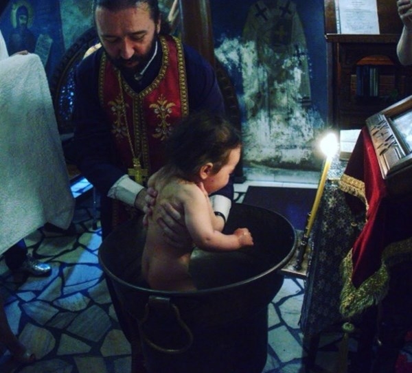 Радина Кърджилова и Деян Донков кръстиха сина си (СНИМКИ)