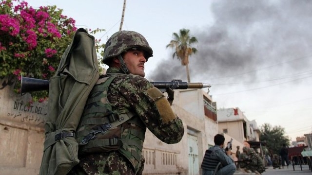 САЩ удариха афганистански полицаи, местен командос застреля US войници