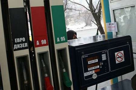Солени глоби за бензиностанциите, ако колонките им лъжат за количеството гориво, сипвано в резервоарите на колите