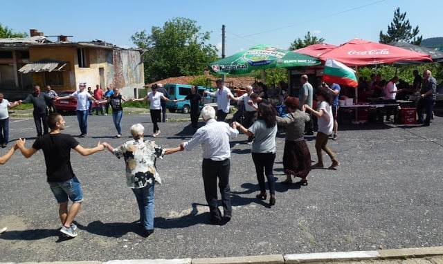 Старци изгониха 40 роми, „окупирали” родопско село 