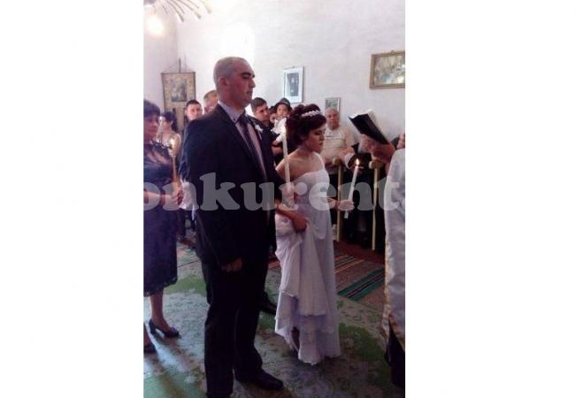 Кметът на Ребърково вдигна сватба за чудо и приказ в родното си село (СНИМКИ)