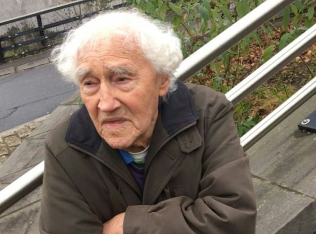 Дърт 92-годишен педофил си чукна среща с 11-годишно момиче, но сметките му се оказаха криви
