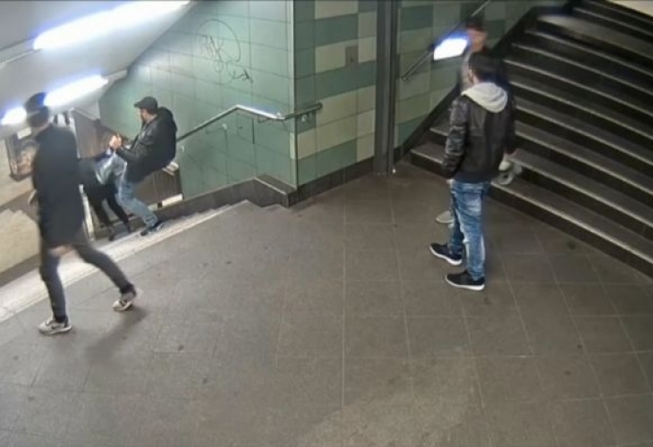 Започва делото срещу изрода Светослав, повалил жена в берлинското метро