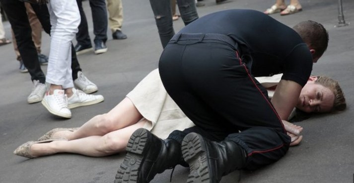  Неизвестен нападна бивша френска министърка, откарана е в безсъзнание (СНИМКИ)