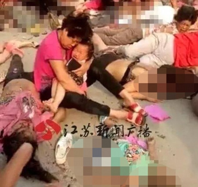 Страшна трагедия в Китай! Взривиха детска градина, гледката е неописуема, има много загинали (СНИМКИ 18+)