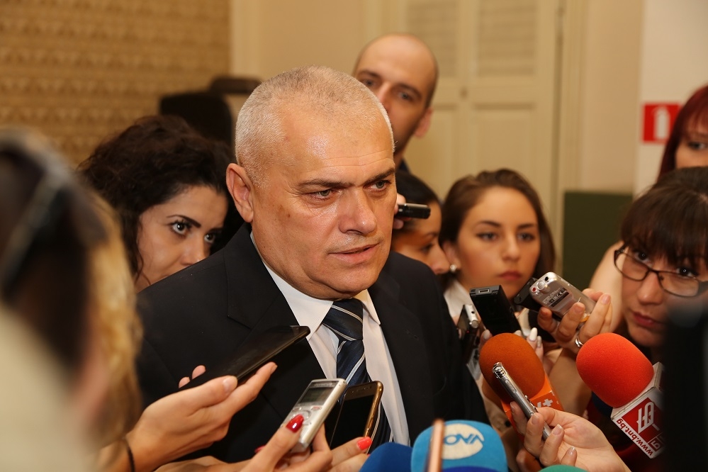 Министър Радев за протеста на полицаите: Не искам условия, а аргументи