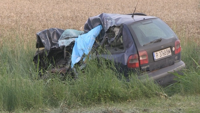 Първо ВИДЕО от жестока катастрофа край Русе, има загинал шофьор 