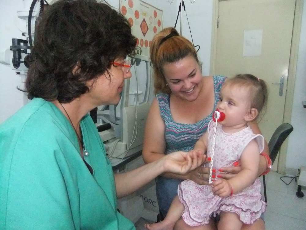 Офталмозите на МБАЛ ''Света София''  спасиха зрението на 7 месечно бебе с уникална операция