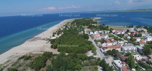 Курортното селище с най-хубавия плаж на Балканите от птичи поглед (СНИМКИ/ВИДЕО)